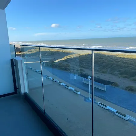 In With Stunning Sea View 公寓 *